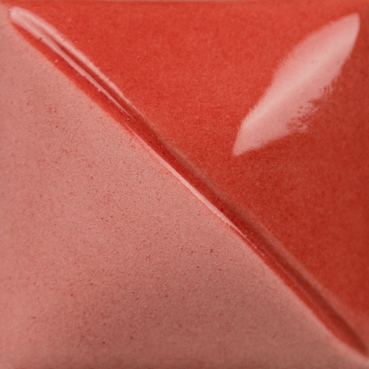 UG207 Flame Red Fundamentals Pint
