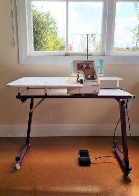 SewEzi Overlocker Table