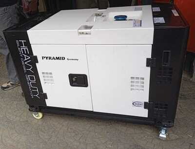 Pyramid Germany 23Kva 3 Phase Closed Silent Diesel Generator with ATS