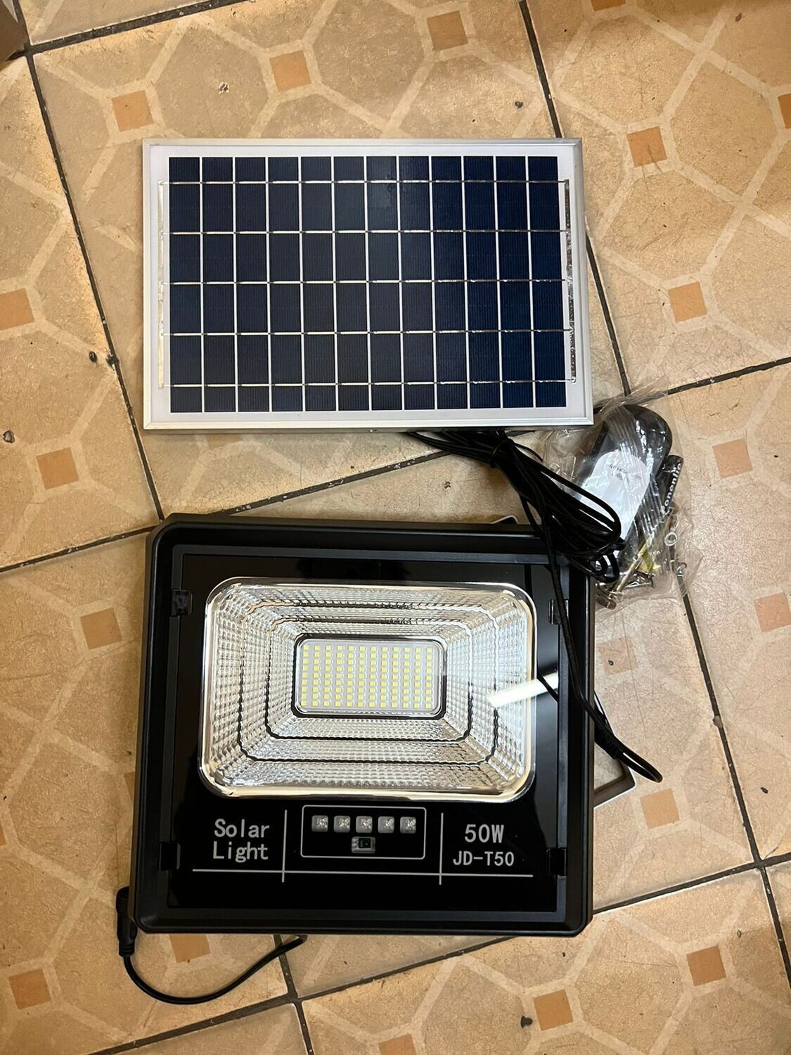 High Quality Outdoor JD-T50 50 Watts Solar Floodlight