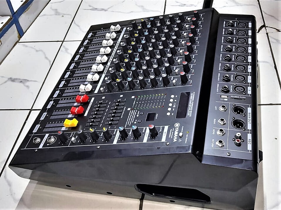 Yamaha 8 Channel Powered Mixer With Bluetooth and USB