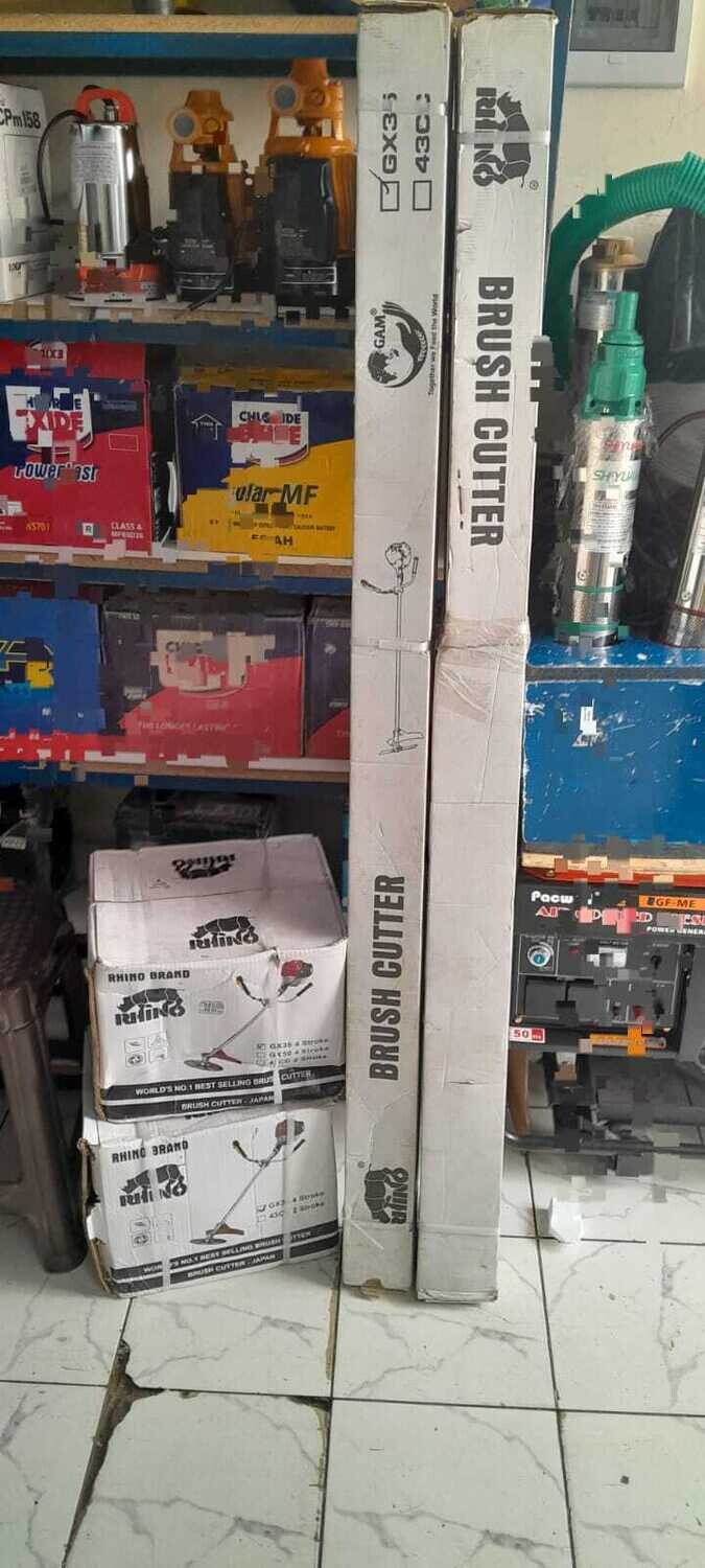 Rhino 4 Stroke Brush Cutter with 8 Blades