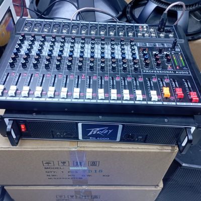 Peavey CS 4000 Power Amplifier