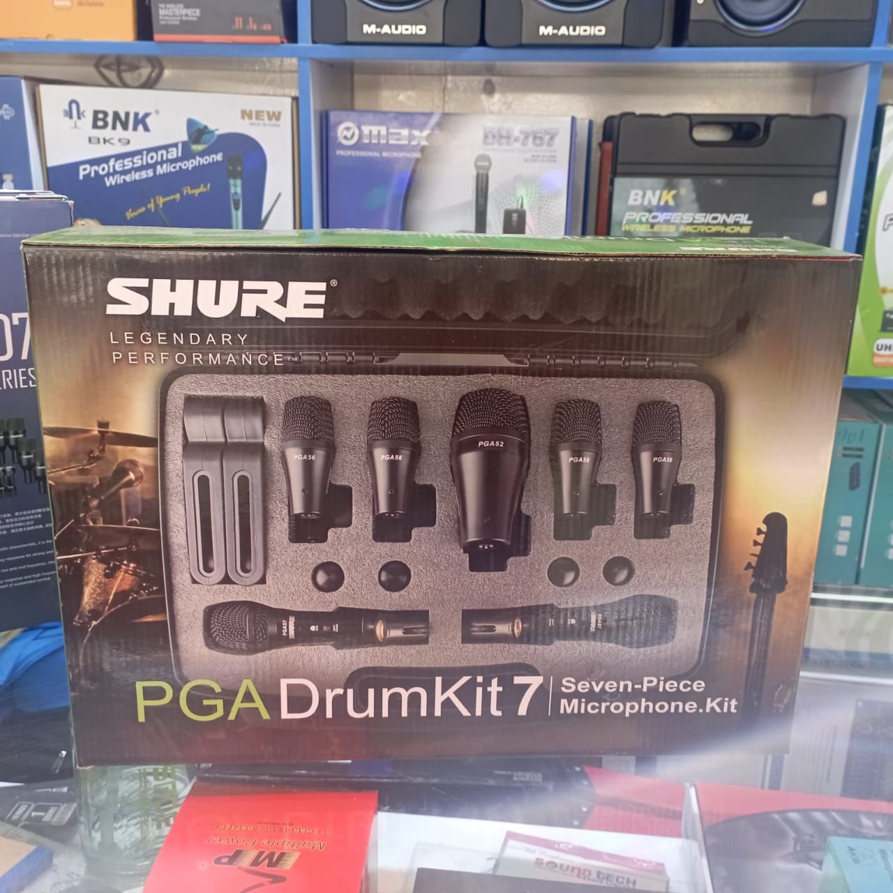 SHURE PGA drum kit 7 Microphones