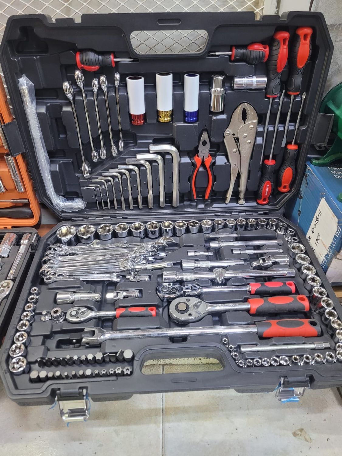 142 Pcs Spanner Toolset 