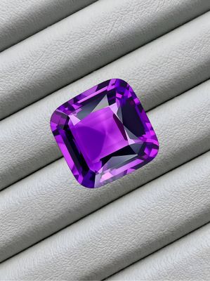 Améthyste du Rwanda "purple intense" — 41.39 cts — Non Chauffé - certifié FGA - GEM-A
