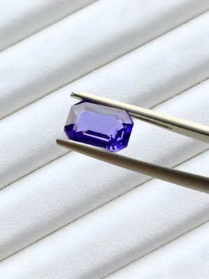 Tanzanite Naturelle - violet bleu-  clarté VVS - 1,84 cts - Origine Tanzanie certifié