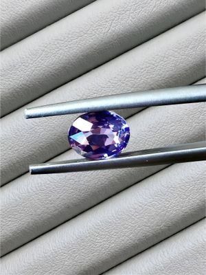 Spinelle Naturel - 1.17 cts - violet rose - clarté VVS Origine Birmanie