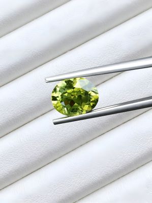 Péridot naturel VVS - 2.65Cts - Pakistan