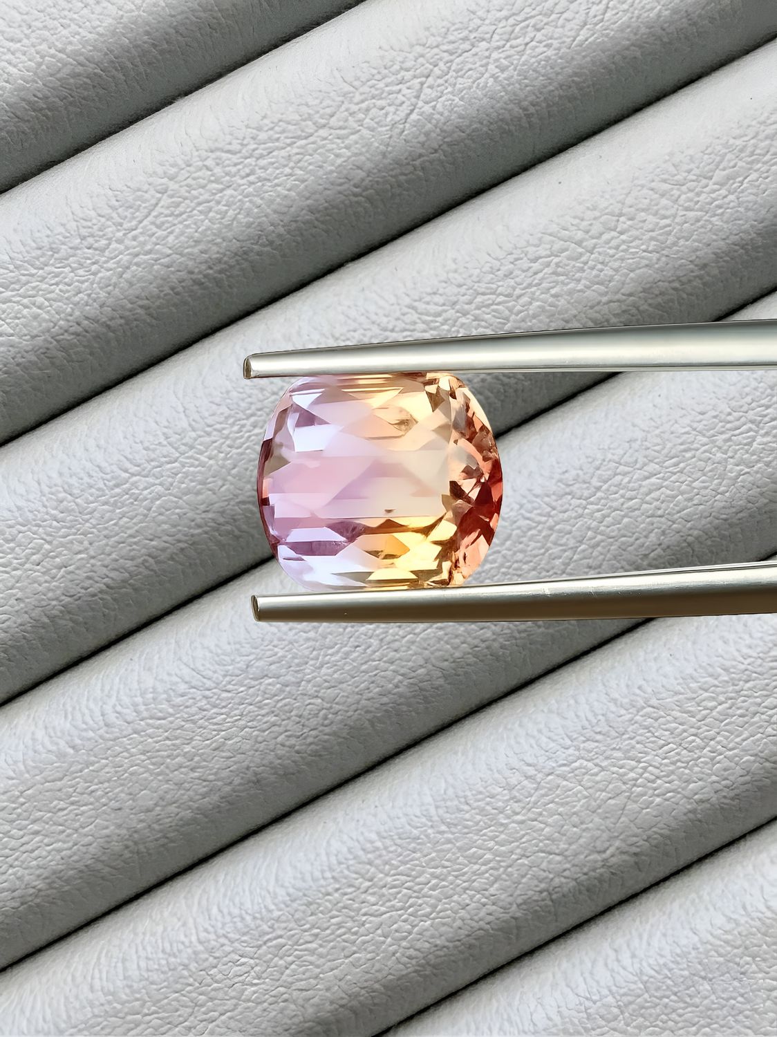 Amétrine naturelle du Bolivie violet jaune - 3.30 cts - Non Chauffé - certifié Ilumina Diamant