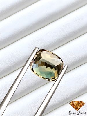 Tanzanite Naturelle - green yellow - clarté VVS 4,69 cts - Origine Tanzanie certifié ICA