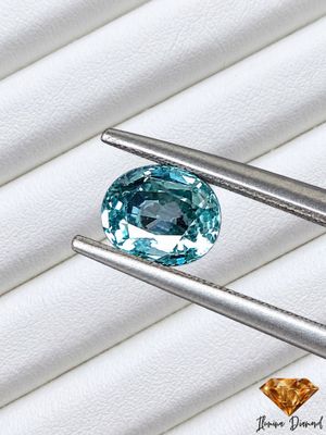 Natural Cyan Blue Sapphire - 0.70 ct - VS - Sri Lanka