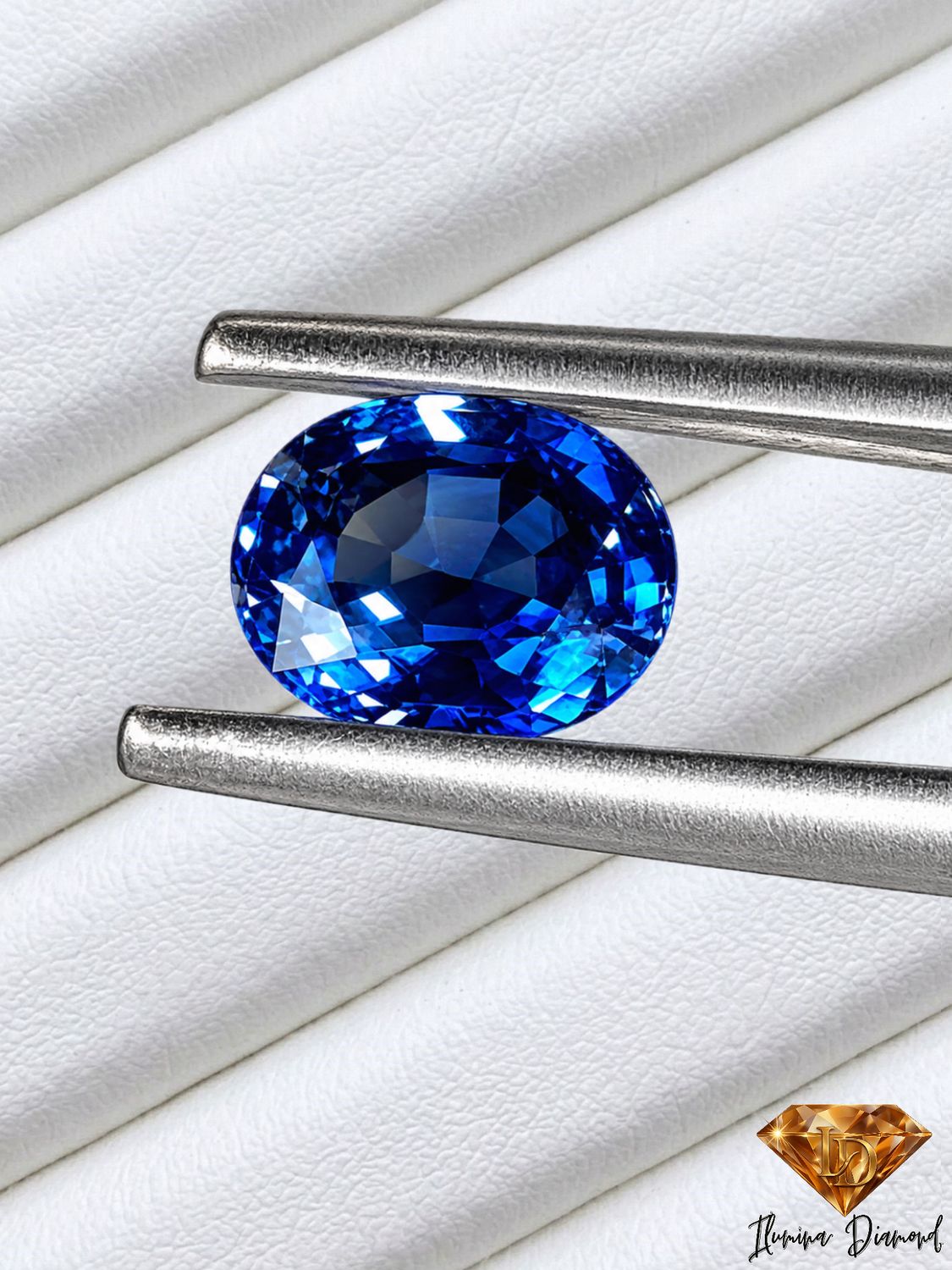 Natural Royal Blue Sapphire – 1.05 cts – VS Certified | Ilumina Diamant