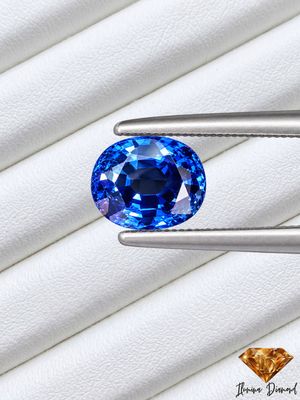 Natural Royal Blue Sapphire – 1.05 cts – VS Certified | Ilumina Diamant