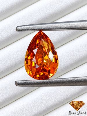 Natural Sri Lankan Zircon -2.83 cts - golden orange, GFCO-certified Natural Sri Lankan Zircon -2.83 cts - golden orange, GFCO-certified