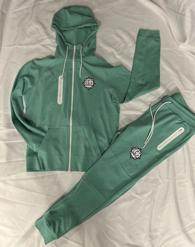 CG Mint Unisex Green Sweatsuit CG Mint Unisex Green Sweatsuit