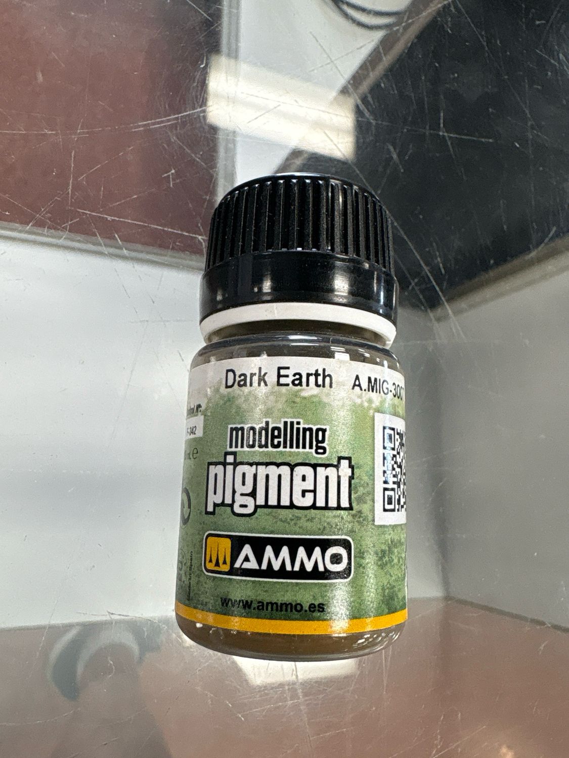 Ammo Modelling Pigment Dark Earth A.MiG-3007