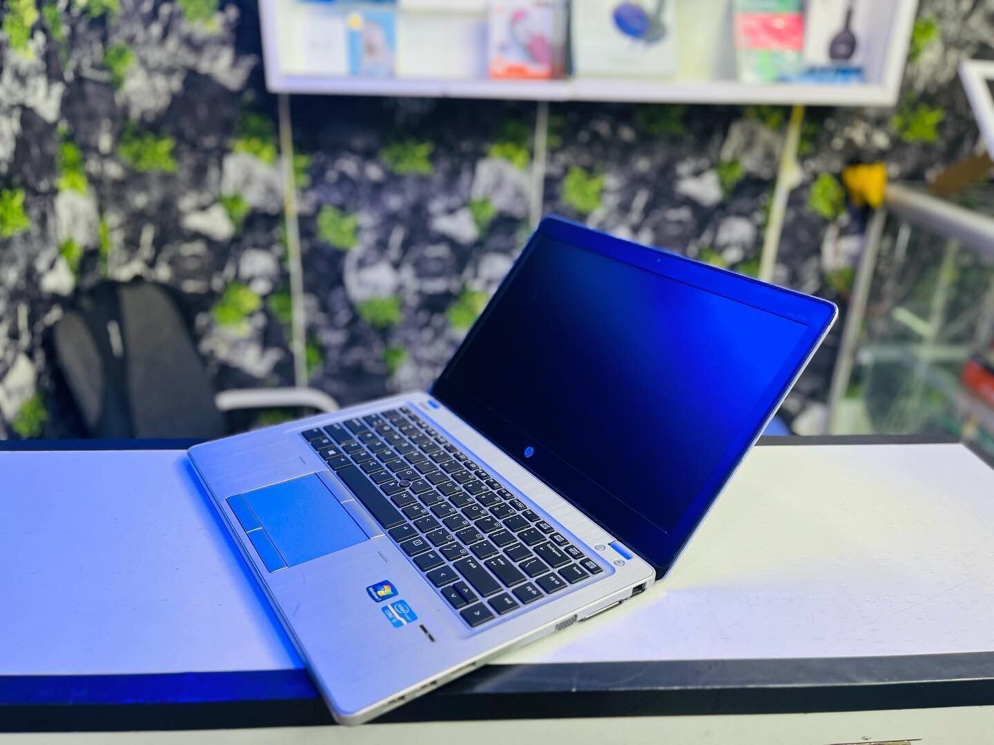 Hp Folio 9480 | Intel Core I5 | RAM 8GB | Storage 500GB | Webcam | wi fi | Webcam | Keyboard Backlight