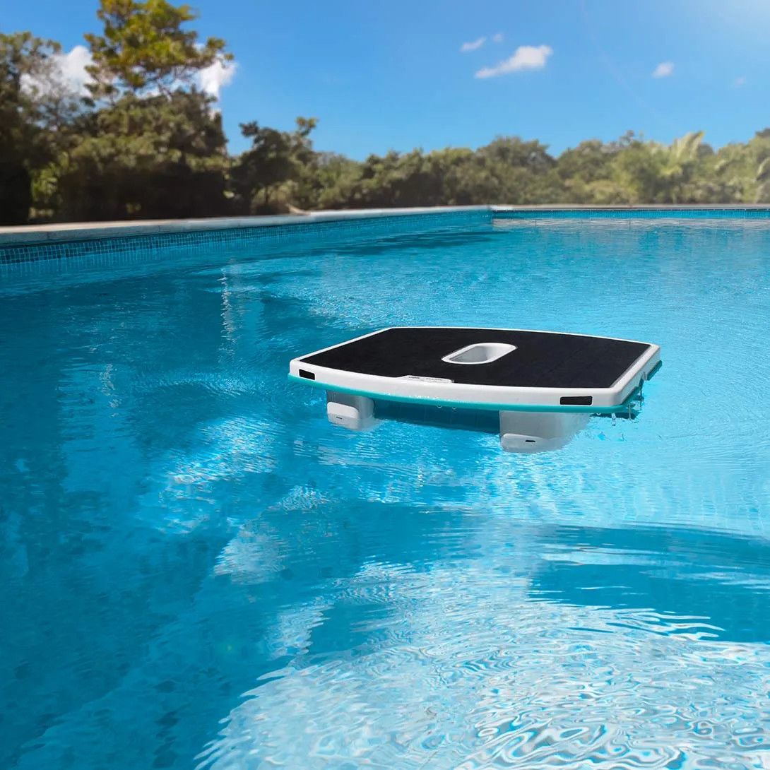 Maytronics Dolphin Skimmi Solar Powered Robotic Pool Skimmer
