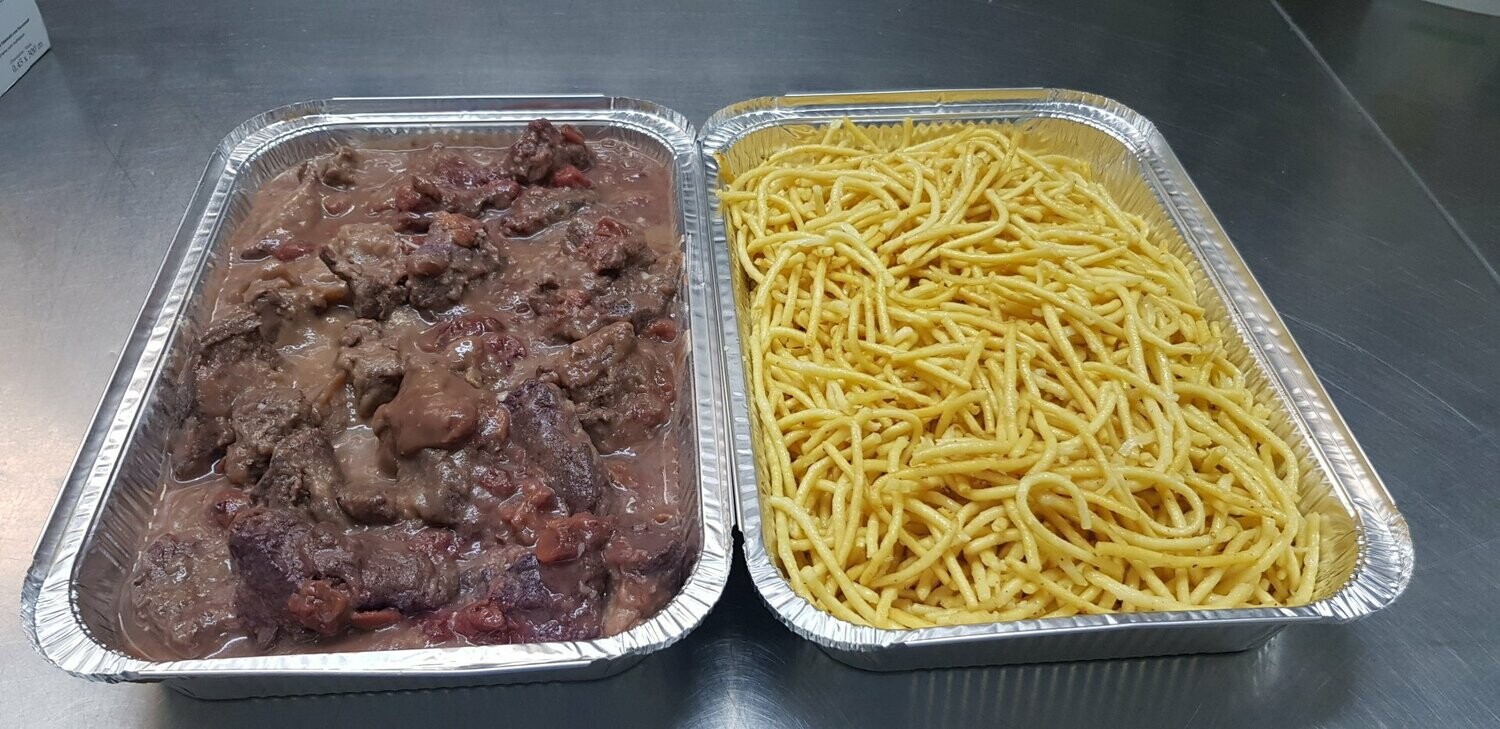 Estouffade de sanglier aux marrons, spaetzle au beurre