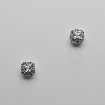 CR10526E1S CZ/S  SQUARE PAVE STUD EAR