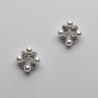 SI1603E39S1 PRL/CLR S FOUR PEARLS 0.8&quot; ER