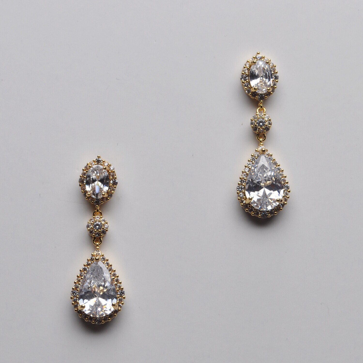 YJ001E1G CZ/G LNKD OVAL/TDRP EAR
