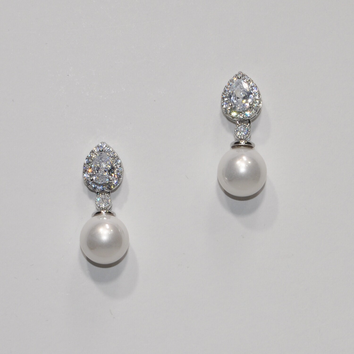 YJ003E39S CZ PRL/S LNKD TDRP EAR
