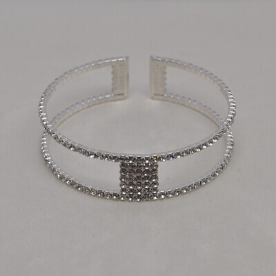 J83768B1S CLR/S CNTR SML CRYS OPEN CUFF BRAC