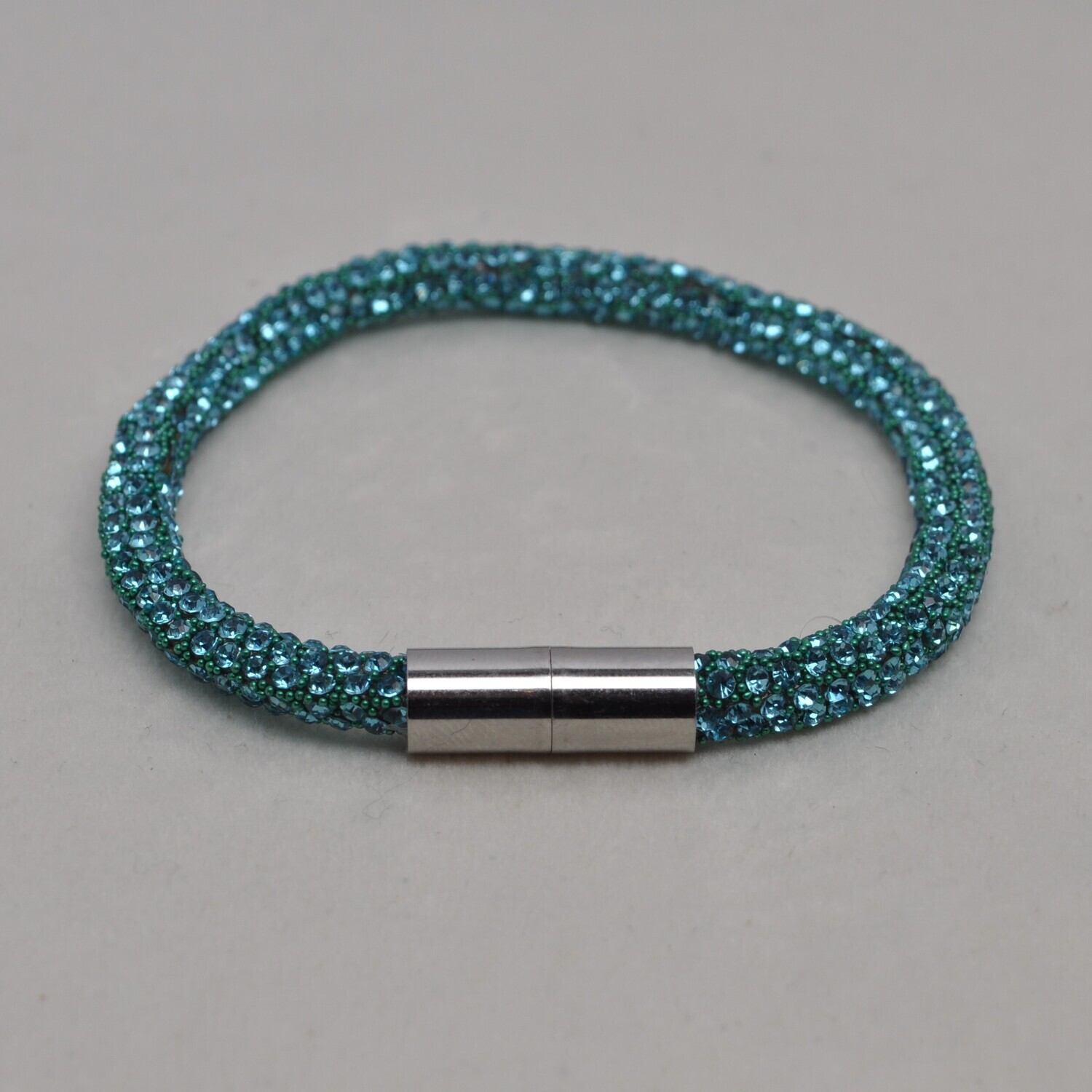 LB3501B13S AQUA/S CRY MGNTC CLSP BRAC