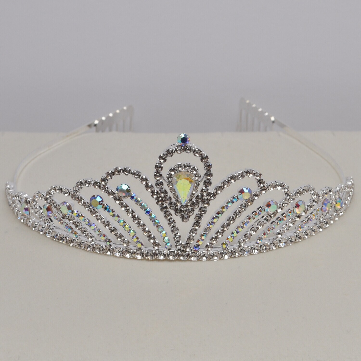 EN1133T3S1 AB/CLR S SMLL RND STN TIARA