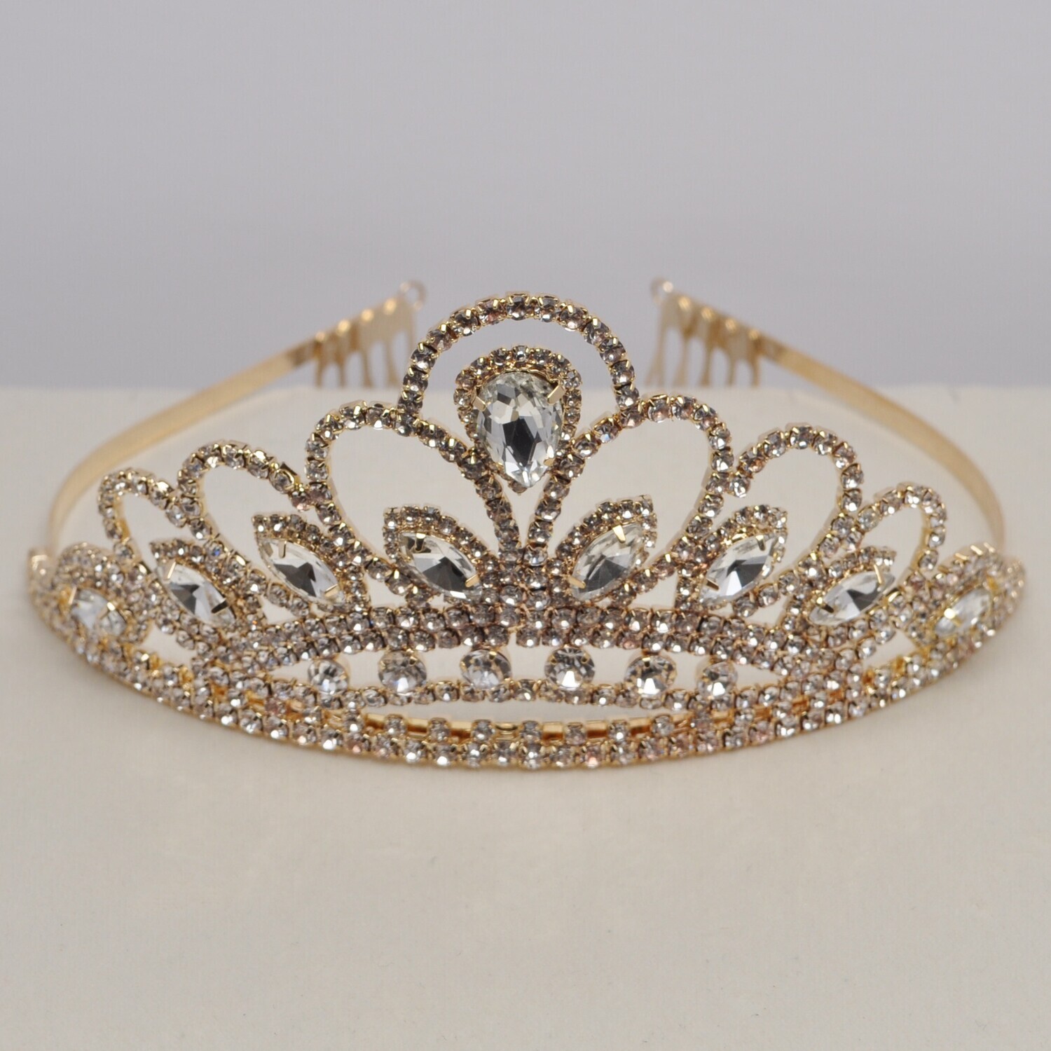 J60718T1G CLR/G 2.35&quot; MRQUS STN TIARA