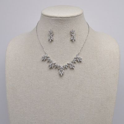 CN013435S1S CZ/S MARQU STNS DNGL NECK SET