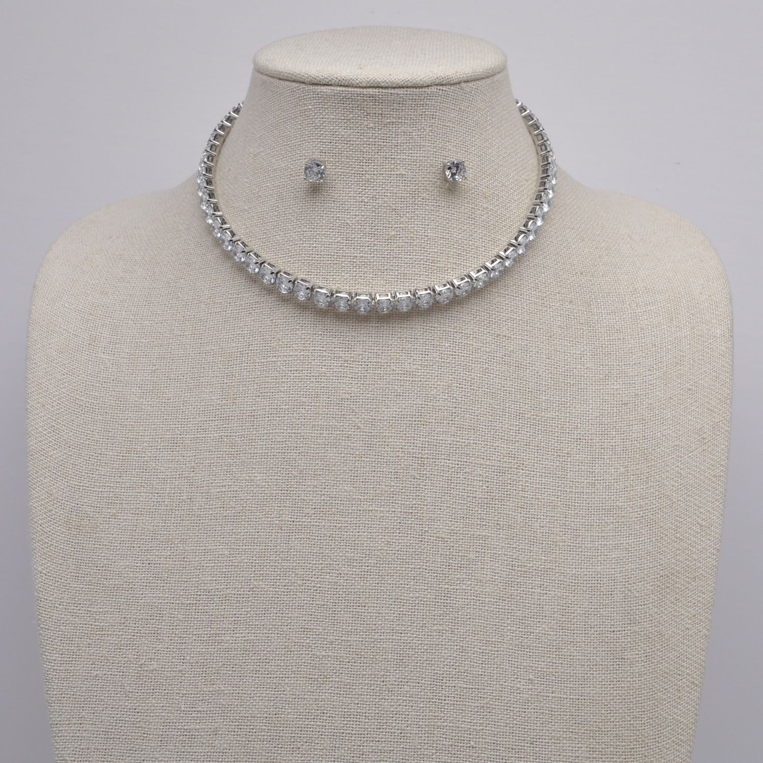 J17847S1S CZ/S 6MM RND STN CHKR NK ST