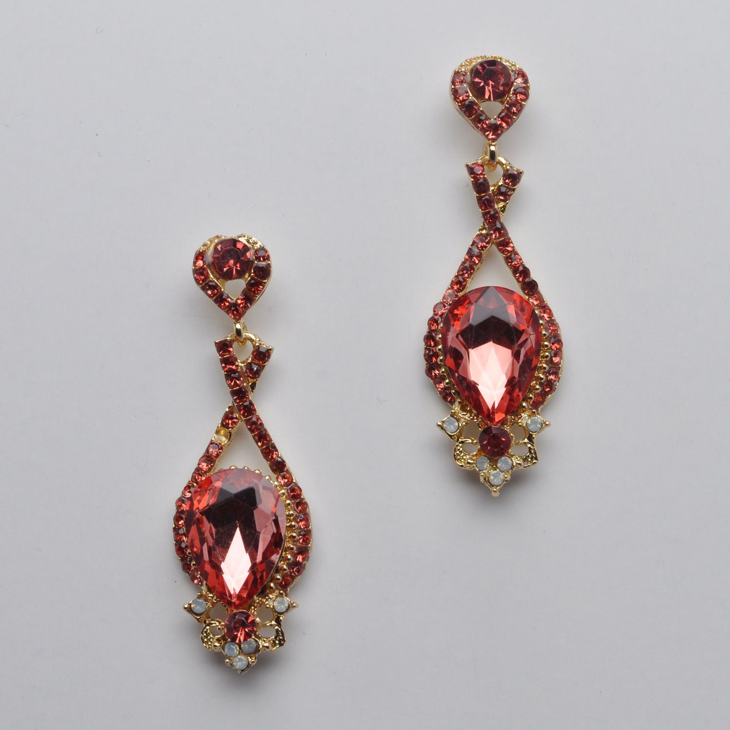 JU0752E9G LT SIAM/G  SM HEART TOP  OVAL DIAMOND SHAPE DANGLE ER