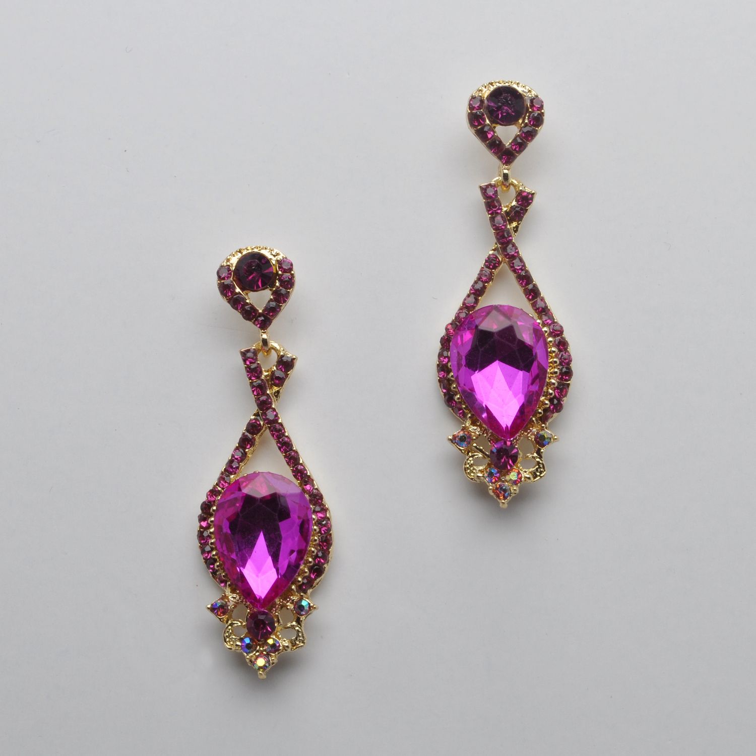 JU0752E27G FUSHA/G  SM HEART TOP  OVAL DIAMOND SHAPE DANGLE ER