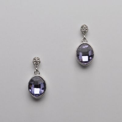 JU1074E19S  LT AMY/S PAVE TOP SMALL OVAL BOTTOM  DNGLE ER