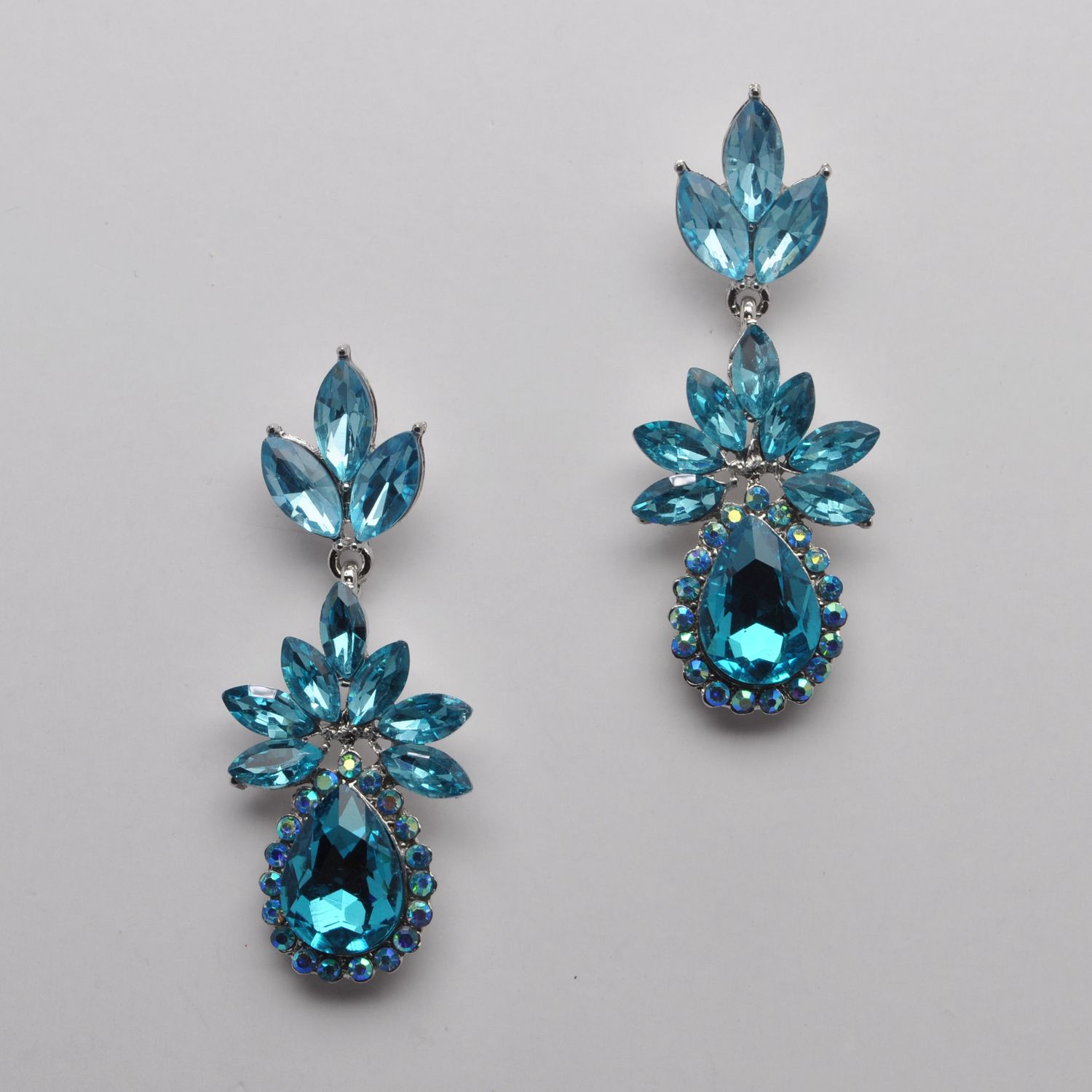JU2053E13S AQUA/G  SM LEAF TOP  TRDRP DANGLE ER