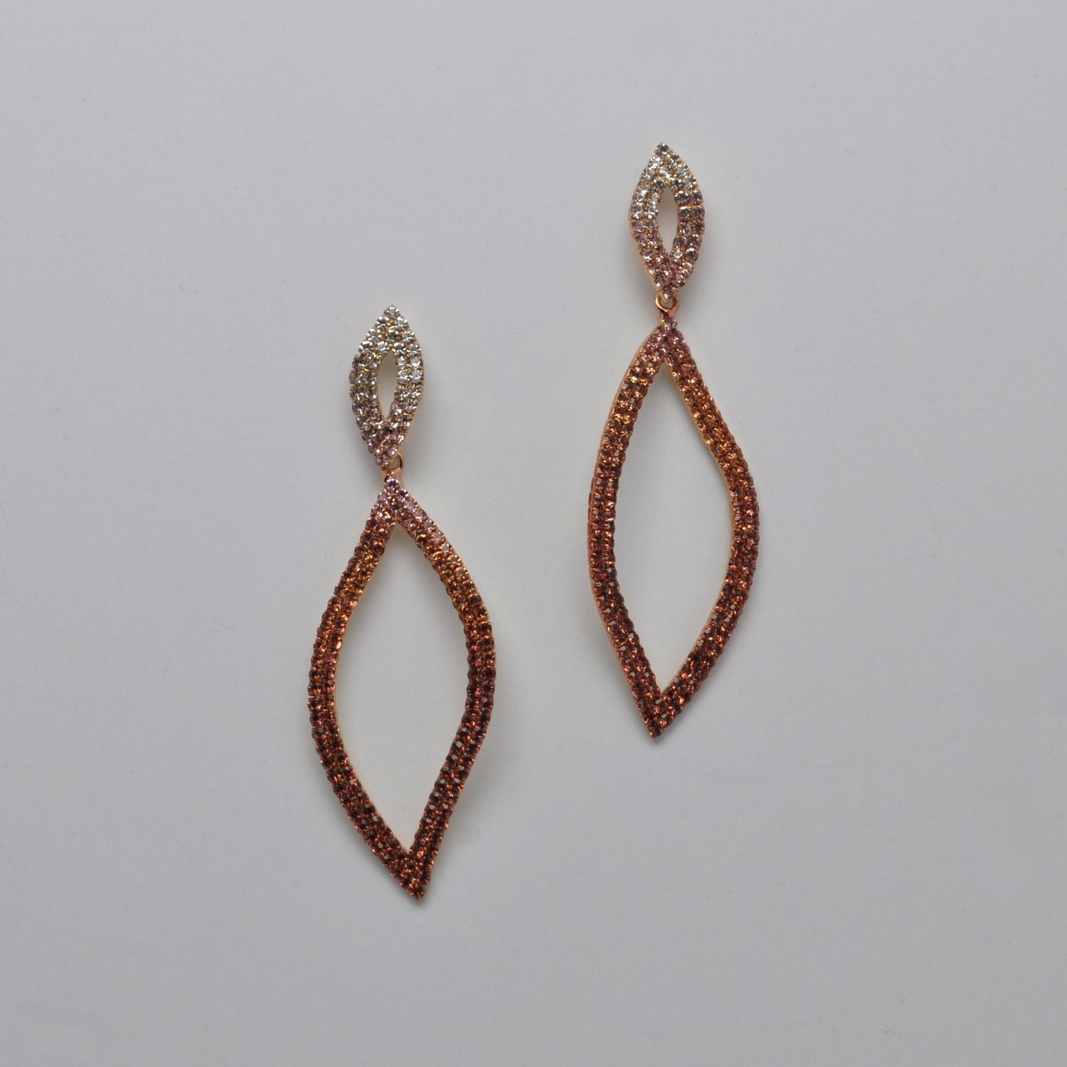 CC0011E61G LTPCH/G SML STNS LEAF-SHP OMBRE EAR