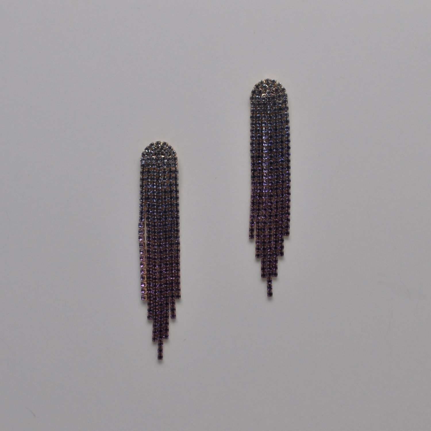 CC0002E64G TNZ/G OMBRE TASSL EAR