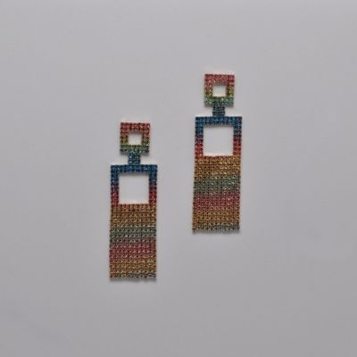 CC0010E66G MULTI/G 2 SQURS OMBRE TASSL ER