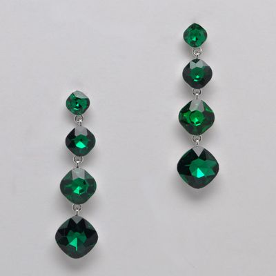 YJ1953E18S EM/S 4 LNKD TRNGL STNS EAR
