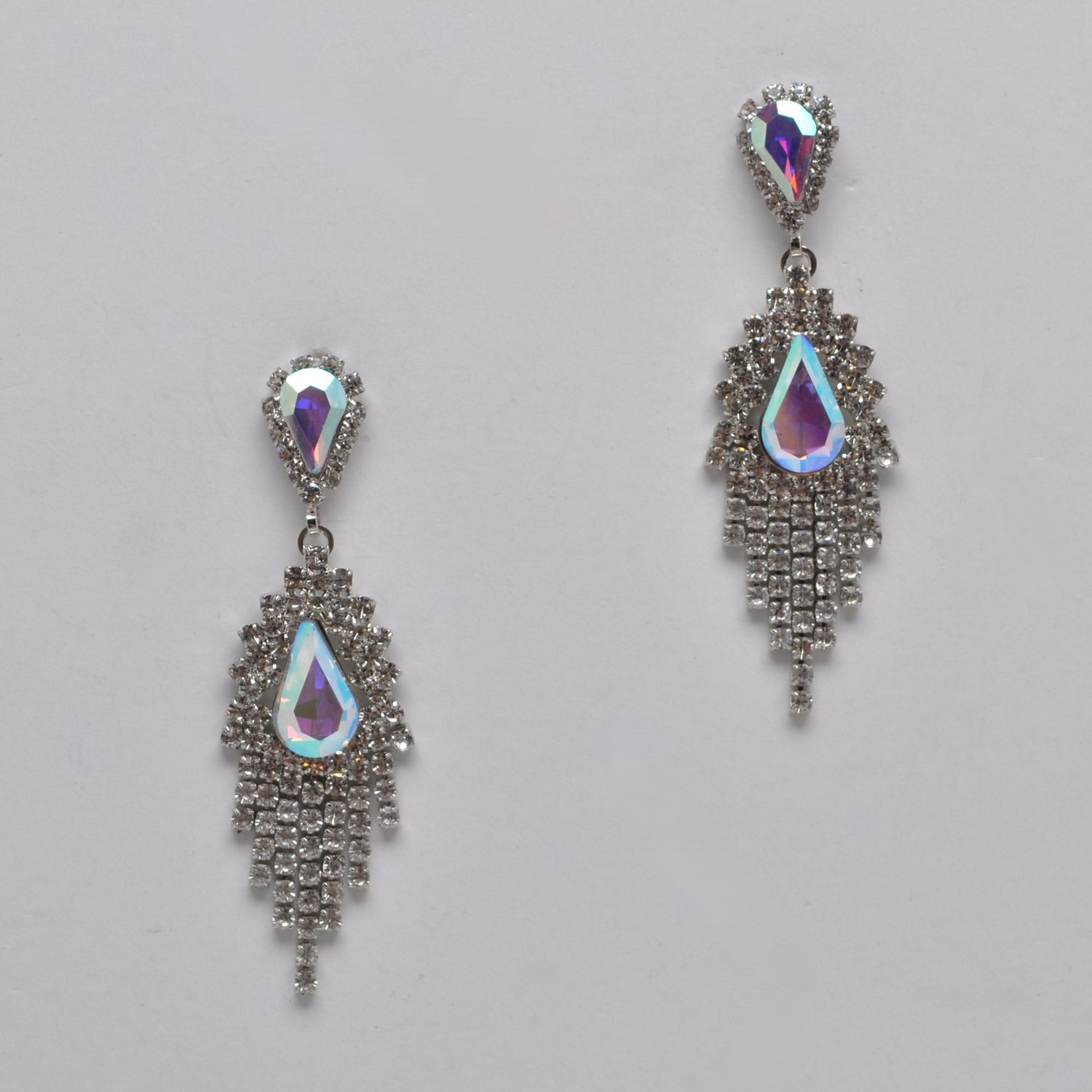 EN6526E3S1 AB/S TRDRP TASSLE EAR
