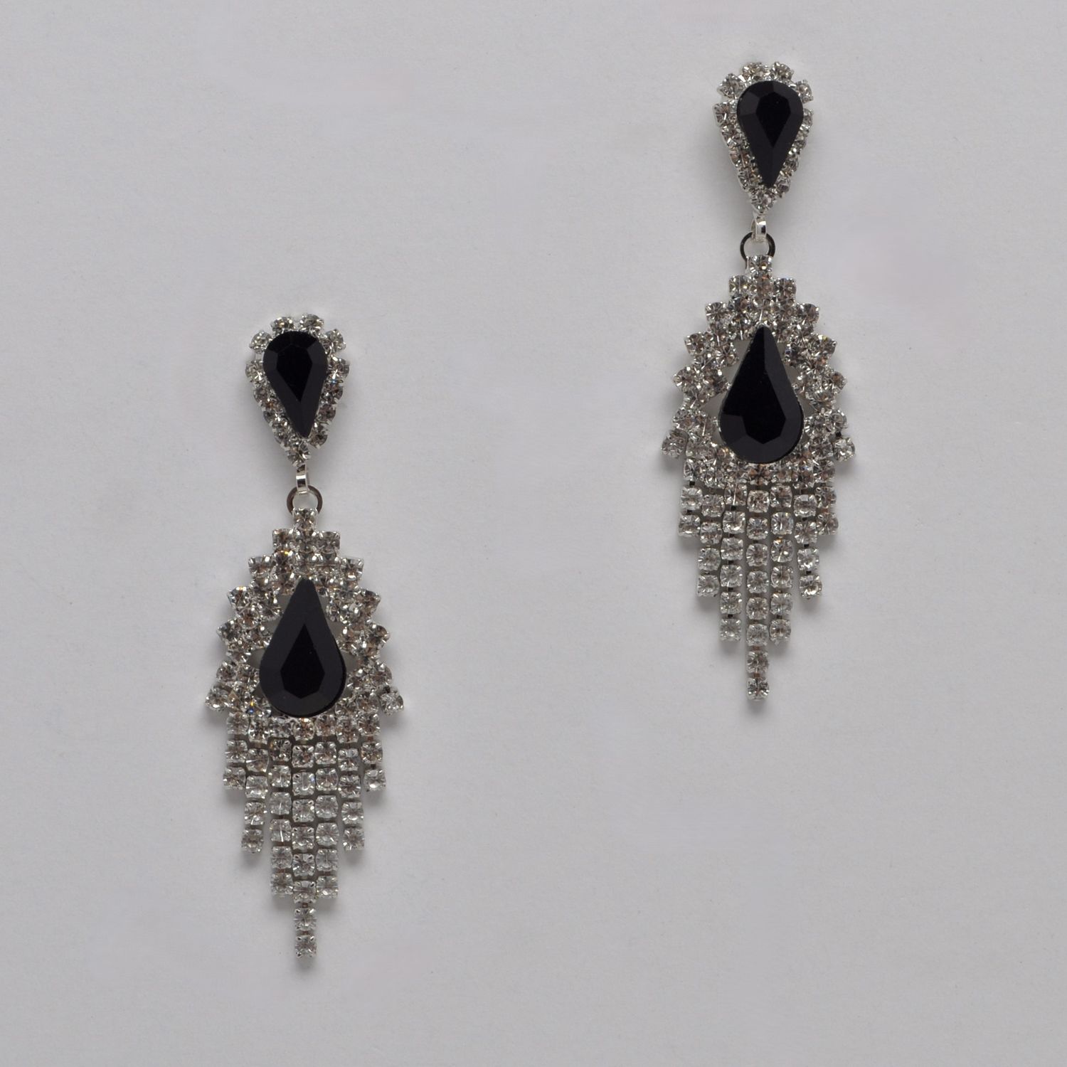 EN6526E2S1 JET/S TRDRP TASSLE EAR