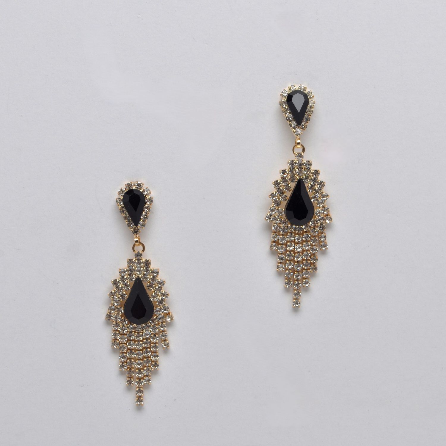 EN6526E2G1 JET/G TRDRP TASSLE EAR
