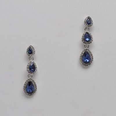 YJ1944E8S1 MN/CLR S THREE LNKD PEARS EAR