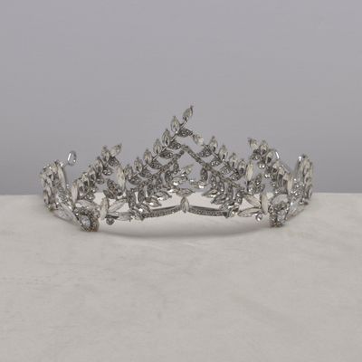 CN015096T1S CZ/PRL/S LEAVES TIARA