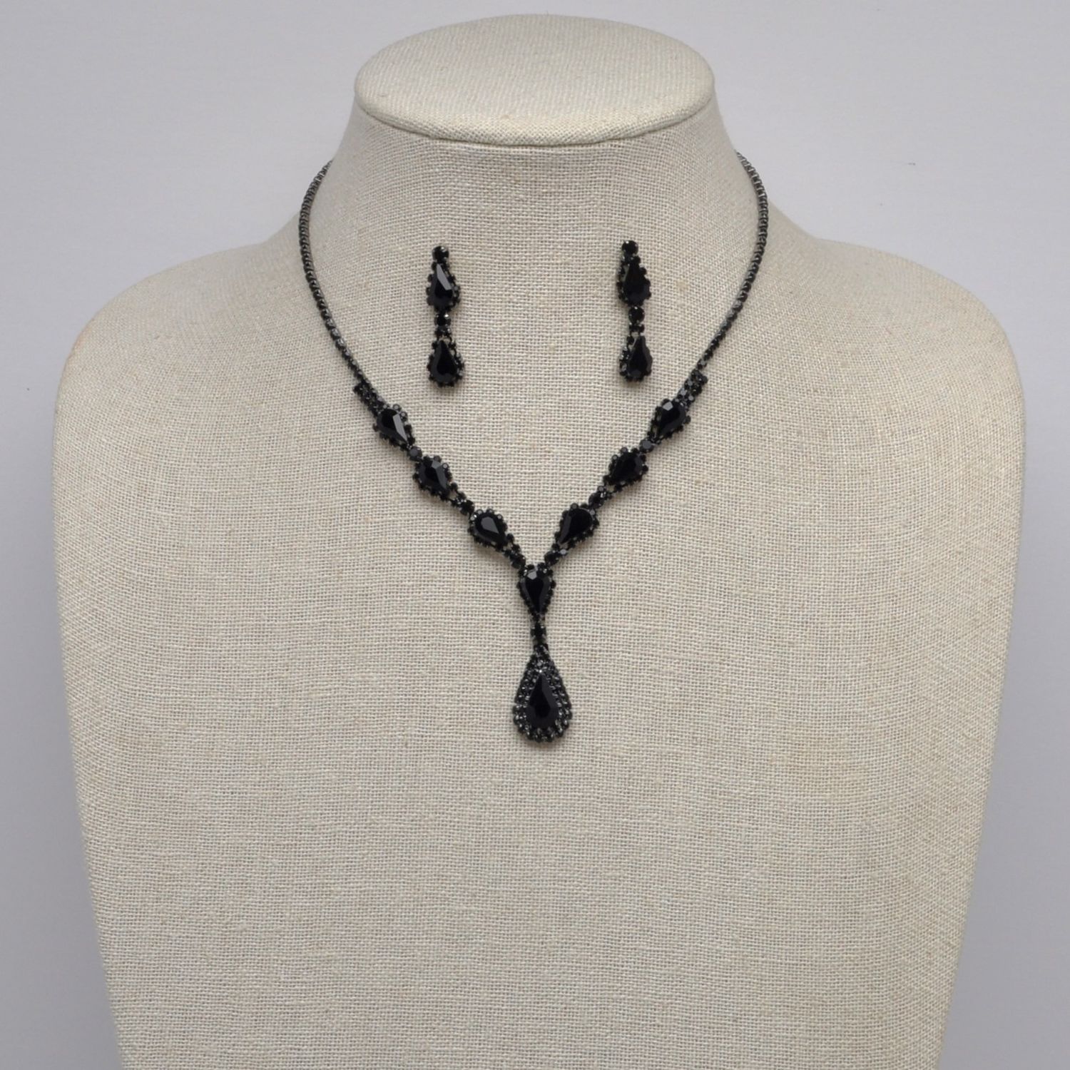 CR20679S2H JET/H TRDRP DNGL NECK SET
