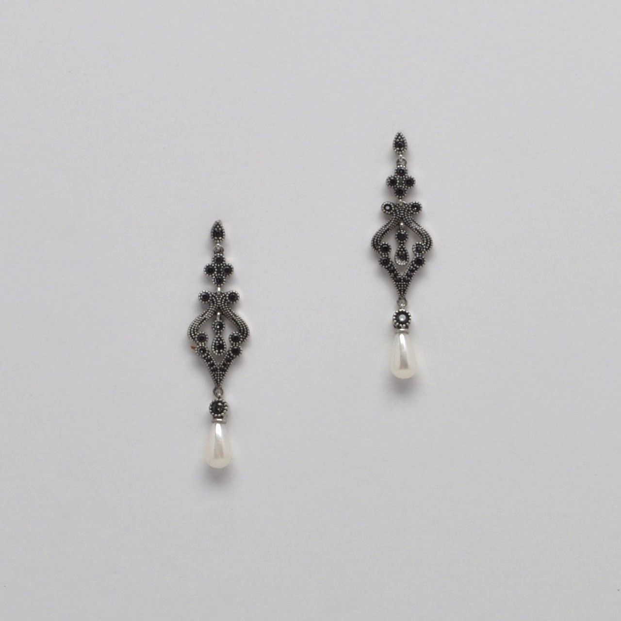 HJ4062E39S6 CZ/PRL/S HEM CHANDELIER EAR