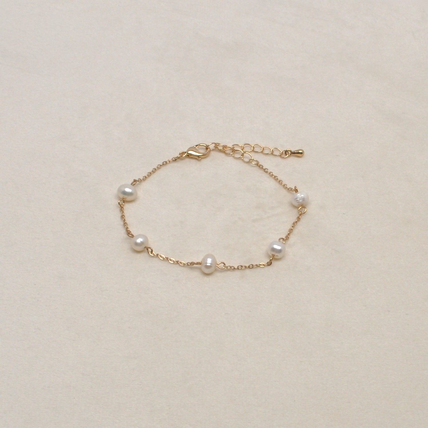 J84105B39G PRL/G DAINTY BRAC